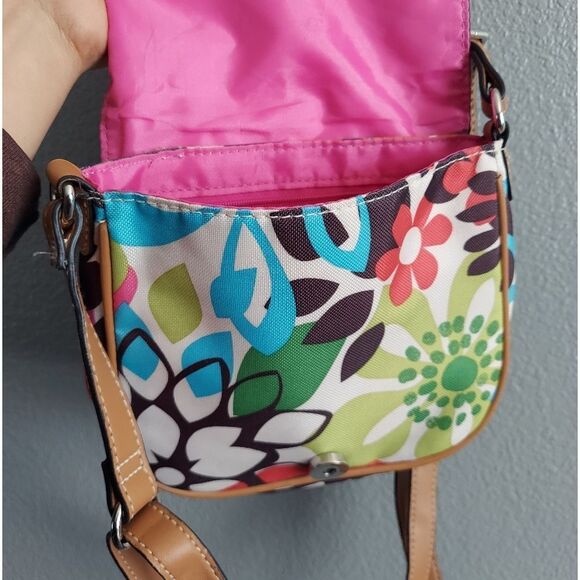 Lily Bloom Crossbody Bag with Floral Design - Picture 5 of 5